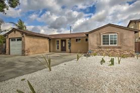 Modern Retreat w/ Private Spa, Arcade, near Disney, Convention Center & Beaches