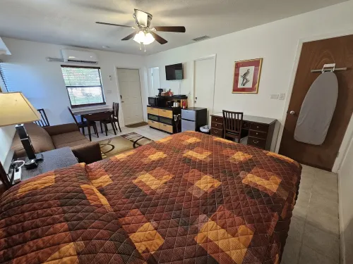 Great quiet and comfortable, South Central Lakeland location.