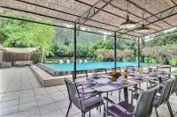 X1f33f;Superb Maison de Maître in Provence with XXL Infinity Pool and BicyclesX1f33f;