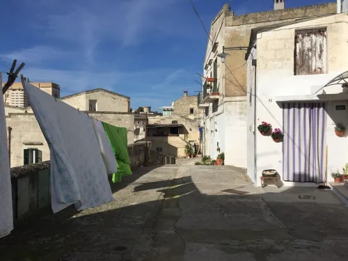 RupeSuiSassi is a typical house of the Sassi of Matera with a splendid view.