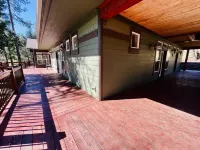 Stay in luxury, minutes from the Lake, perfect for entertaining.