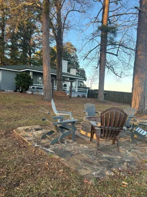 Lakeside Retreat