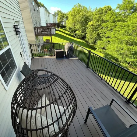 Clean 3 bedroom, 2.5 bathroom townhouse within minutes of the Ark Encounter!