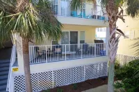 Navarre Beach Condo - 2Bed/2Bath - Walk to Beach, Pool Отели рядом с достопримечательностью «Наварр Бич Си Тертл Консервейшен Сентер»