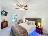 Zen Oasis 4Br Home: Beach 10 Min Away/Pool and Spa/Japanese Garden Hotels near Publix Super Market at Shoppes at Pelican Landing