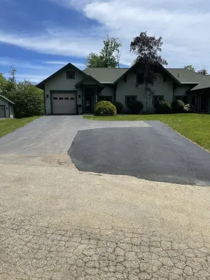 8409 PEEK N PEAK SLOPE SIDE SKI IN/OUT GOLF LIFT 8,Firepit