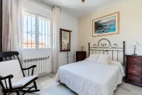 Star's House Seville. 10 minutes from Seville. Private pool
