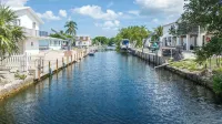 Relaxing Florida Keys canal front home in nature preserve