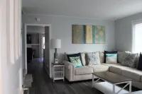 Updated & Short Walk to Downtown Charlevoix!