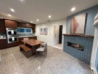 Heated Pool Home. 7 Mins to the Beach! Arcade. Perfect retreat rain or shine!