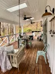 MODERN FARMHOUSE
