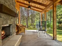 Orv Trails - Outdoor Fireplace - Luxury Cabin - Fall Colors & Pet Friendly!