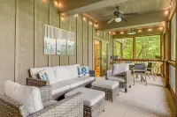 Escape to Sapphire: Luxurious Home with Panoramic Mountain Views Các khách sạn ở Cashiers