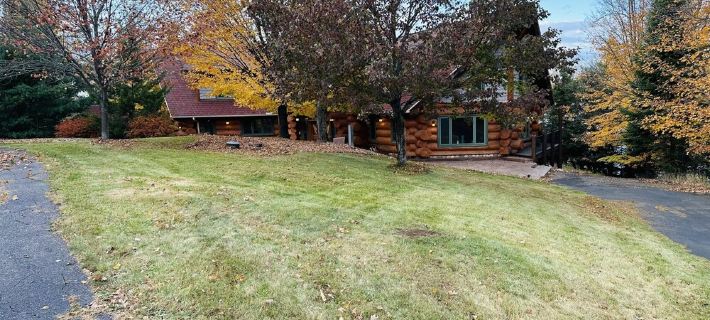 Total privacy, private beach, one of a kind full log home Hotels in Vilas County