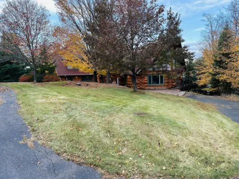 Total privacy, private beach, one of a kind full log home