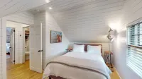 DT Mystic Renovated 3BR Mystic Cape house