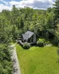 Stylish Mountain Getaway close to Stratton w/ Spa