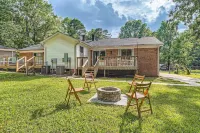 King Bed & Fire-Pit in Central Charlotte