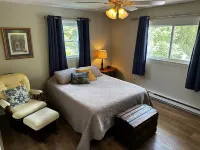 Cozy, 4 bedroom, 2 1/2 bath, Hot tub/Swim spa, 10 minutes to Hershey attractions Hotels in Lebanon County