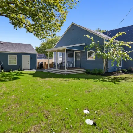 Beautiful Retreat Near Historic Downtown McKinney