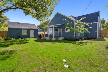 Luxury McKinney Stay Near Downtown