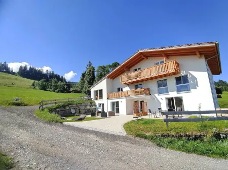 Country house at the Schindelberg lift - Bachblüte Отели в г. Оберштауфен