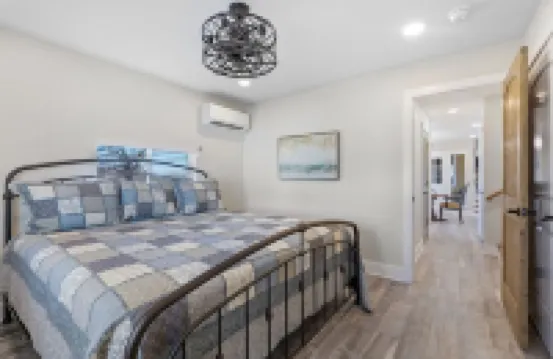 Fire pit and close access to hiking trails.