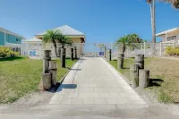 Sunset Views & Easy Beach Access