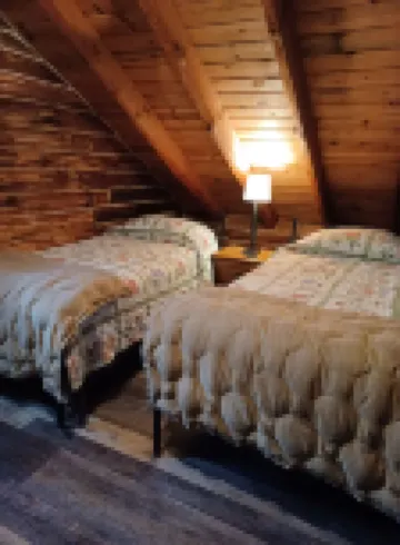 Cozy Log Cabin Near Cooperstown Dreams Park and All- Star Village