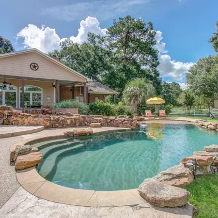 4BD - Pool & Movie Theater - Lake Conroe Nearby