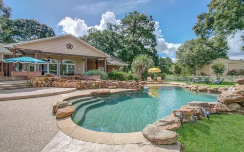 4BD - Pool & Movie Theater - Lake Conroe Nearby