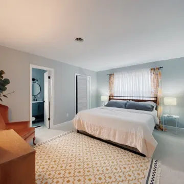 Beautiful Three Bedroom one story house on quiet street