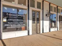 Historic downtown apartment on main street Hotels in Crowley
