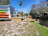 4 Bedroom Farmhouse On The River 2