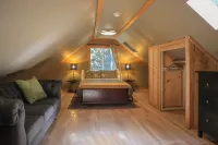 Pet Friendly, Mt Hood Cabin With Hot Tub!