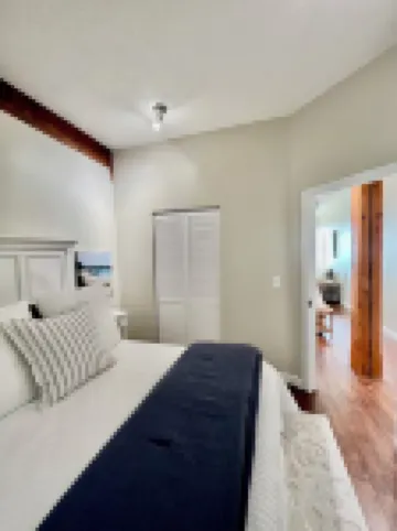 Relax in This Beautiful Condo on Lake Charlevoix!