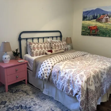 Charming Farmhouse on Beautiful Horse Farm