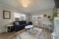 Great Location! 2 Houses for large groups!!