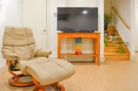 Great location, newly-finished, bright 1-bedroom