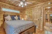 Wall of Windows and Hot Tub Among Smoky Mountain Treetops! Hotels near Judy Jones Pottery