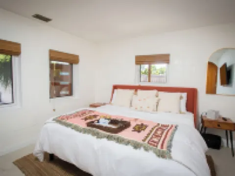 Mexican Hacienda Del Mar with Heated Pool and Spa, 5min drive to Beach! Hotels in Solana Beach