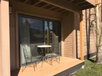 Beautiful Snowcreek 2 + Loft with Spectacular Mountain Views Very Well Reviewed