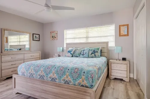 Downtown Cocoa Beach Pool House Paradise! Easy Walk to Beach