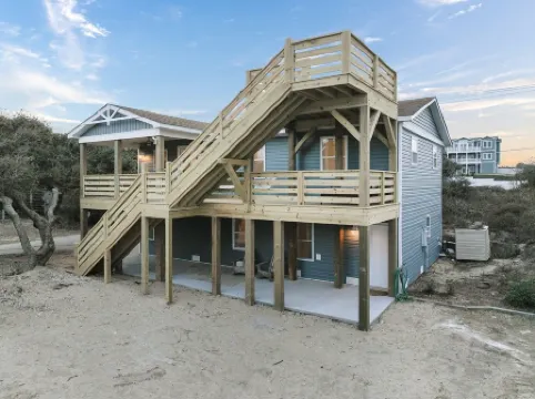 EV Charging Outer Banks Haven Walk to Beach Pet Friendly New Kitchen Outdoors