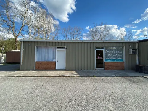 Nestled Inn in the cute little town of Union WV