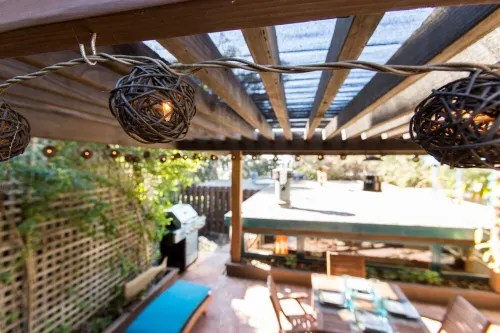 Holiday Sale!!! Secluded Redwood WindanSea Beach Bungalow, New Bikes, Hot Tub!