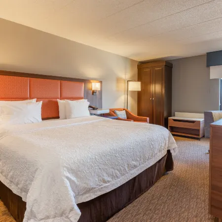 Hampton Inn Madison-East Towne Mall Area