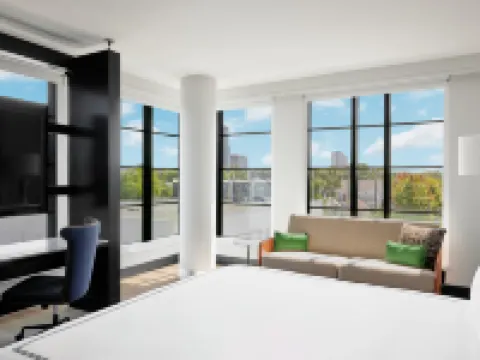 The Godfrey Detroit, Curio Collection by Hilton Hotels in Detroit