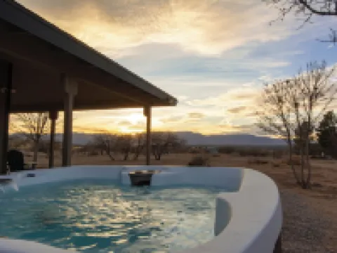 1Br Near Sedona • Sauna • Hot Tub • Dog-Friendly Hotels in Cornville