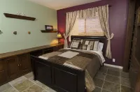 ~Open March 8-13! Unique Villa! Walk to Beach, Pool&Spa, Pets Ok!~